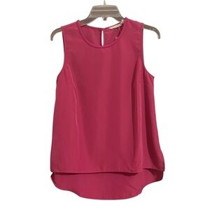 Soft Surroundings Braided Neck Tank XS
Dark Pink Sleeveless Scoop Neck Keyhole​​